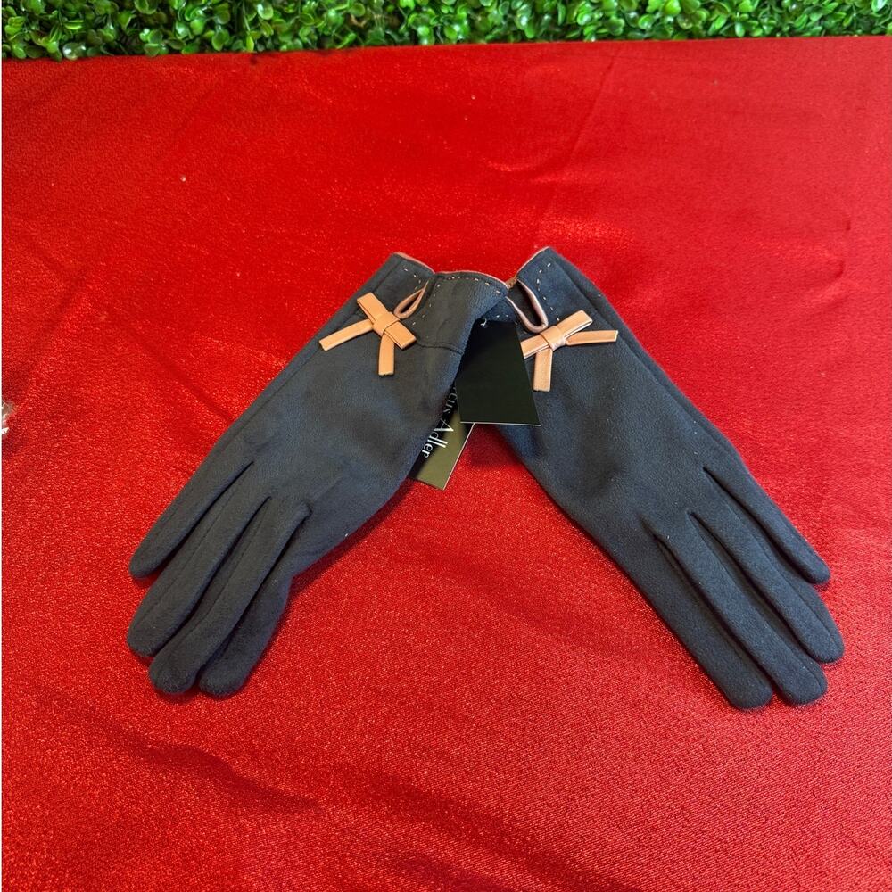 NWT Marcus Adler Women's Navy Faux Suede Bow Touchscreen Gloves One Size Gift